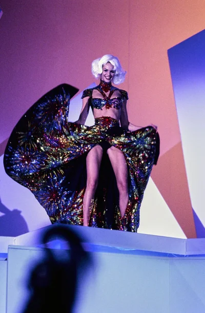 Look 90